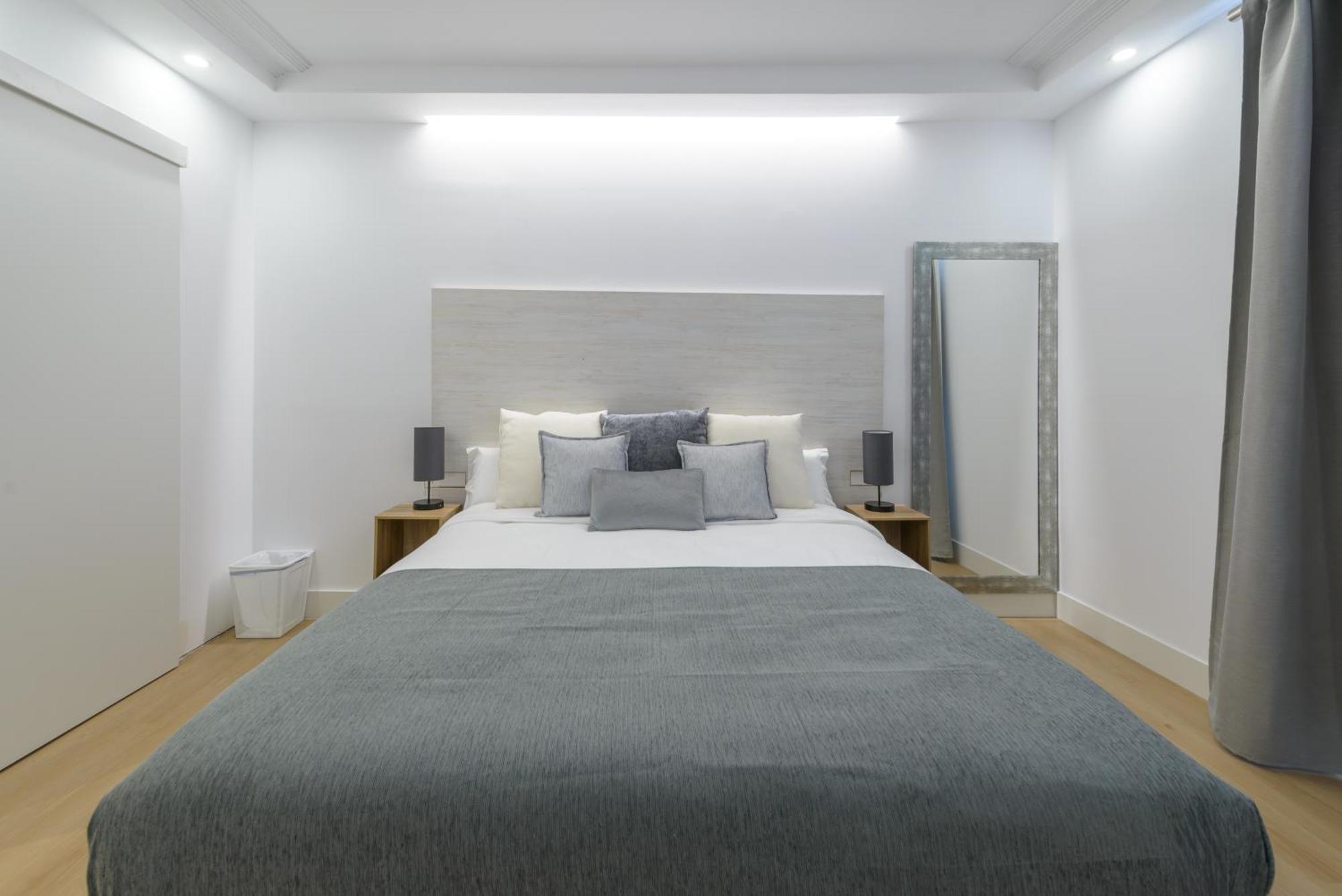Gran Via New 2Br 1Bth Elevator Lägenhet Madrid Exteriör bild