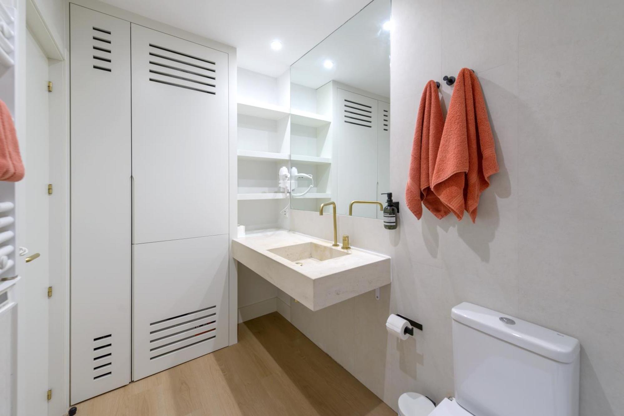 Gran Via New 2Br 1Bth Elevator Lägenhet Madrid Exteriör bild